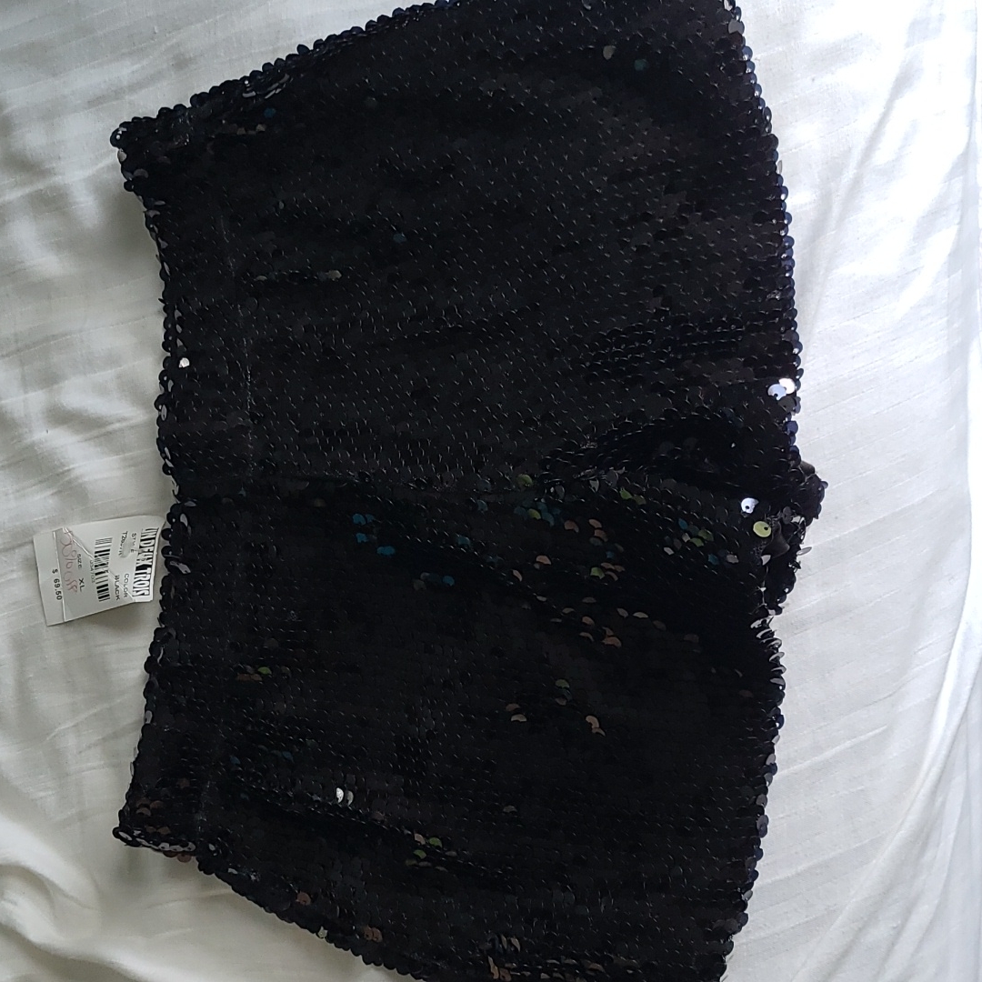 Sequenced Shorts